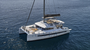 Bali 5.4 Flybridge