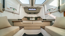 Axopar 37 Cross Cabin