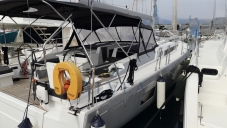 Beneteau Oceanis 51.1