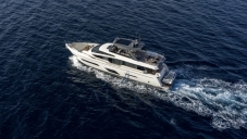 Ferretti 780
