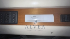 Riviera 48 Flybridge